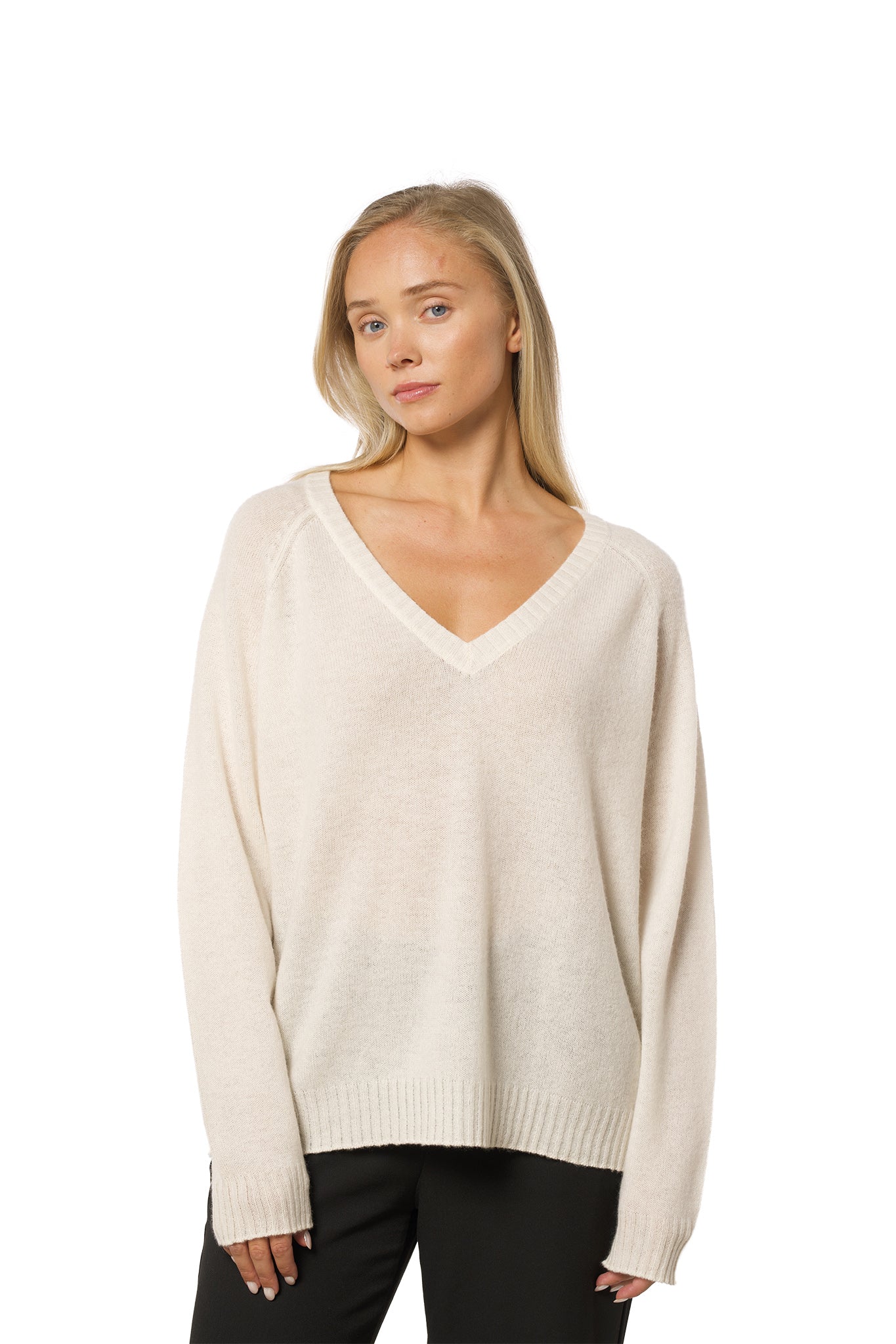 V-Neck Cashmere Sweater – White