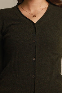 Klassisk kasjmir cardigan mosegrønn